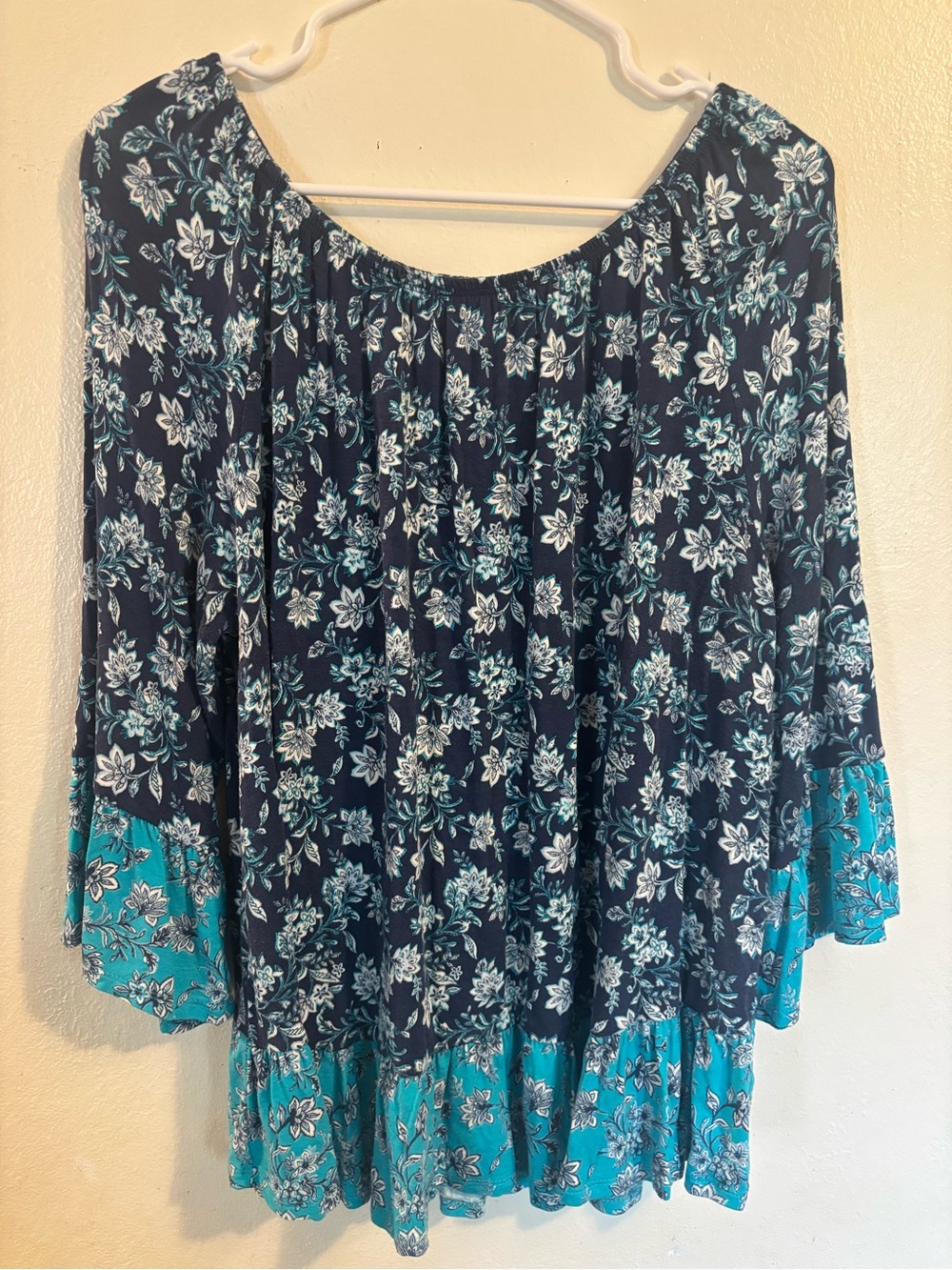 Como Vintage Navy & Teal Floral Off-Shoulder Top